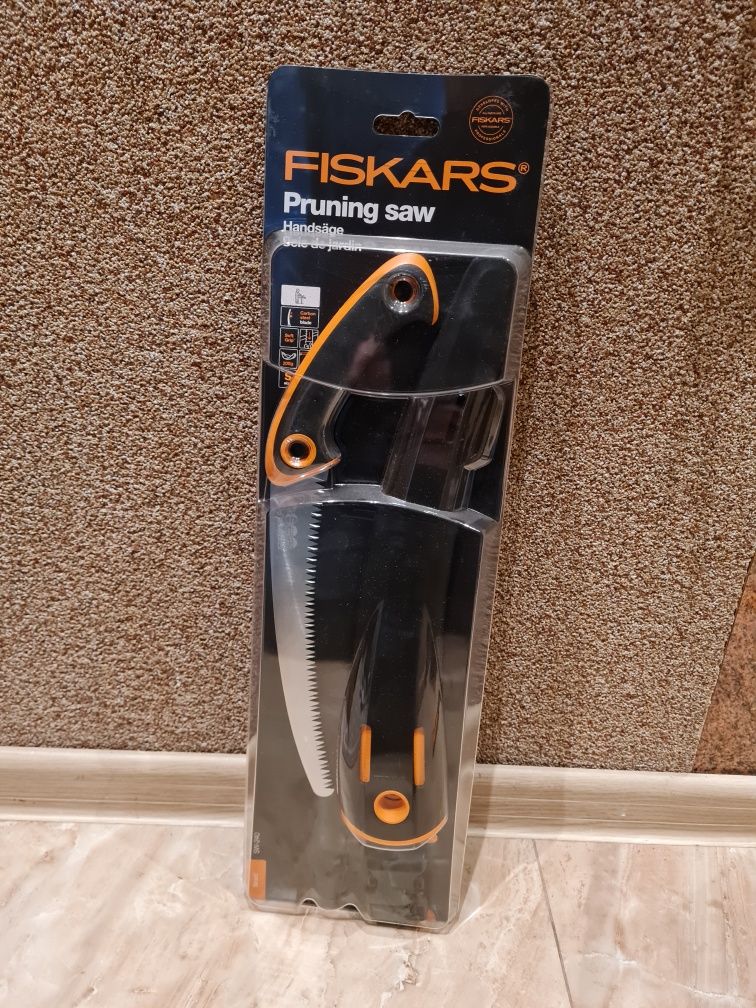 Piła profesjonalna Fiskars SW-240