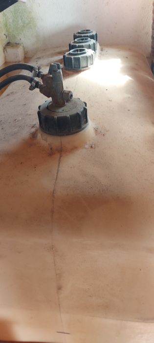 Vendo depósito de 1000 L