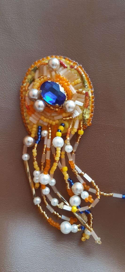 Broszka handmade meduza-złota