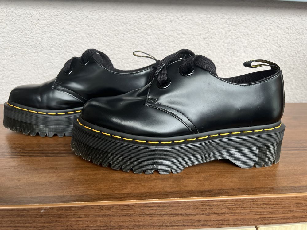 Oldskulowe buty dr Martens