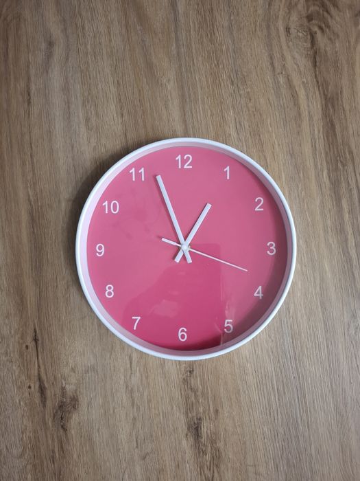 Zegar do pokoju dziewczynki