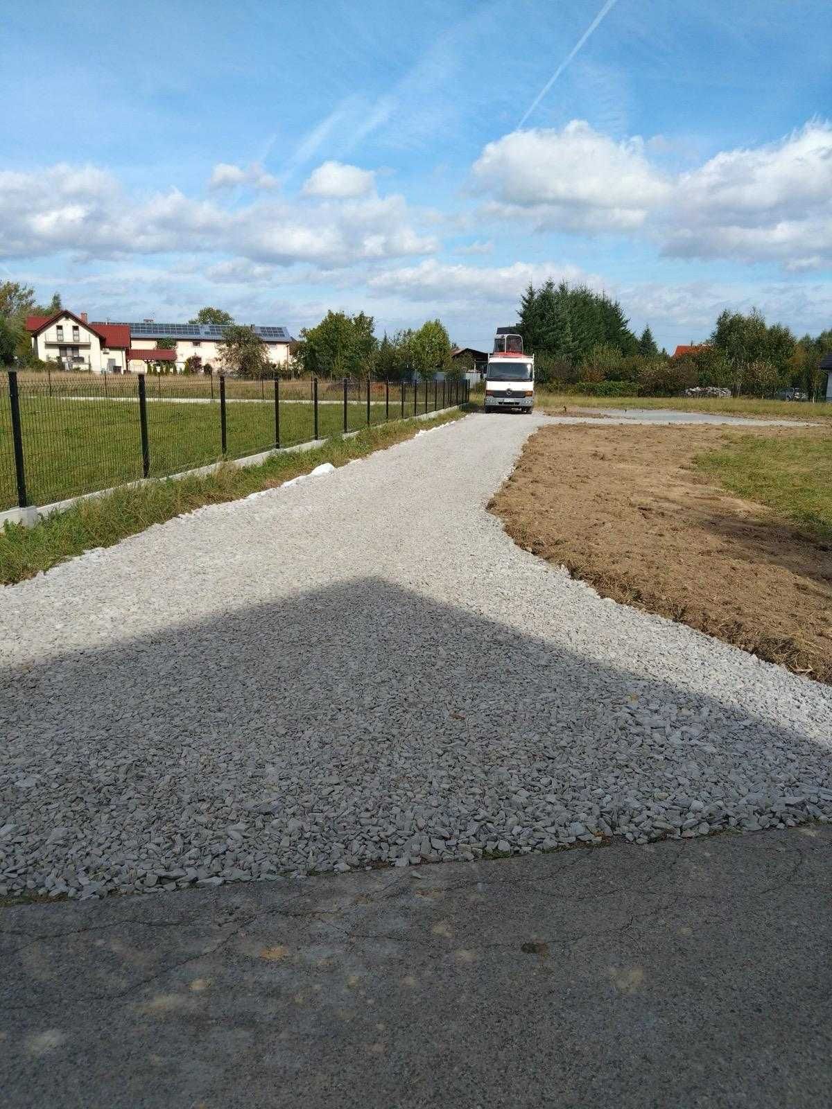 Usługi Minikoparką  Wozidłem Prace Ziemne Transport