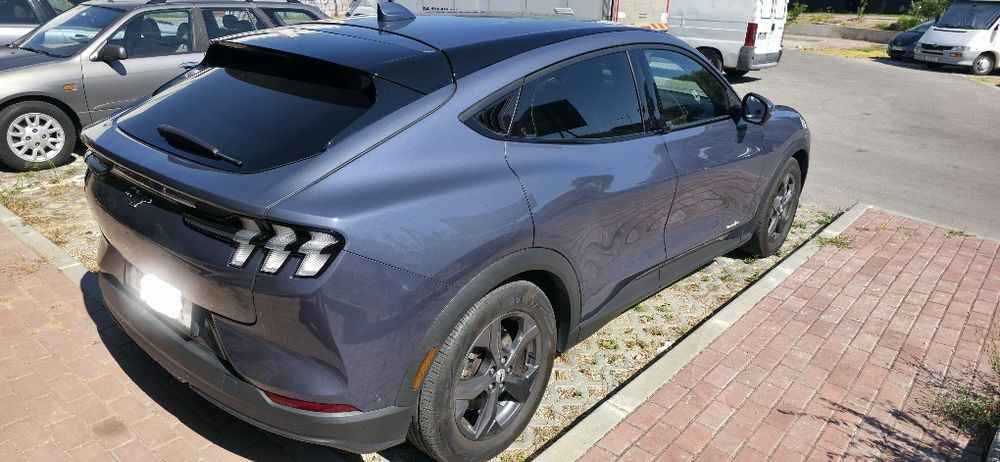 Ford Mustang Mach-E, 75kw - 440km aut. Não negociável!