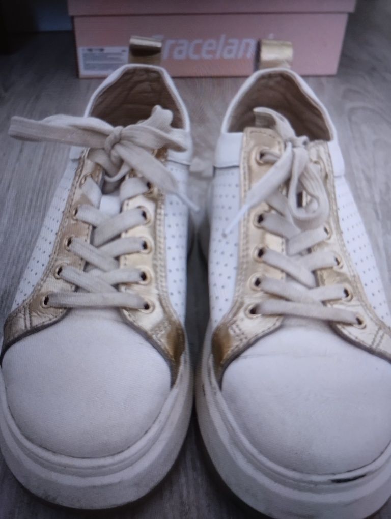 Damskie sneakersy. Venezia. 39