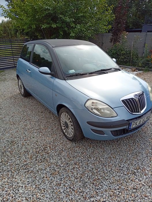 Lancia Ypsylon benzyna