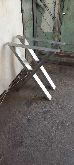 Стіл лофт каркаси у стилі loft