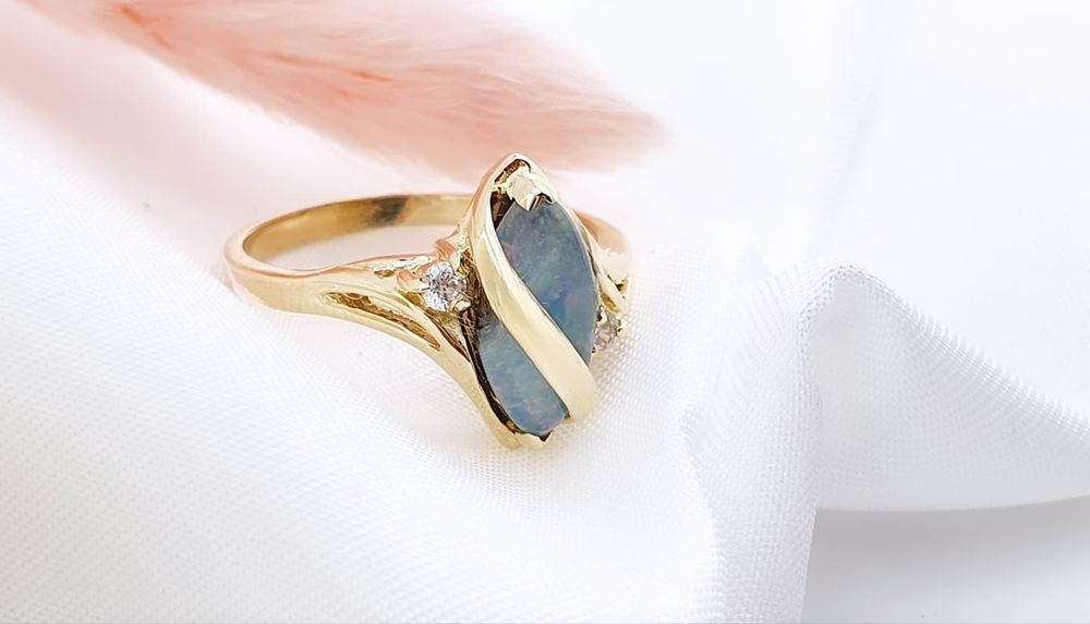 Złoty, pierścionek z Opalem pr.585