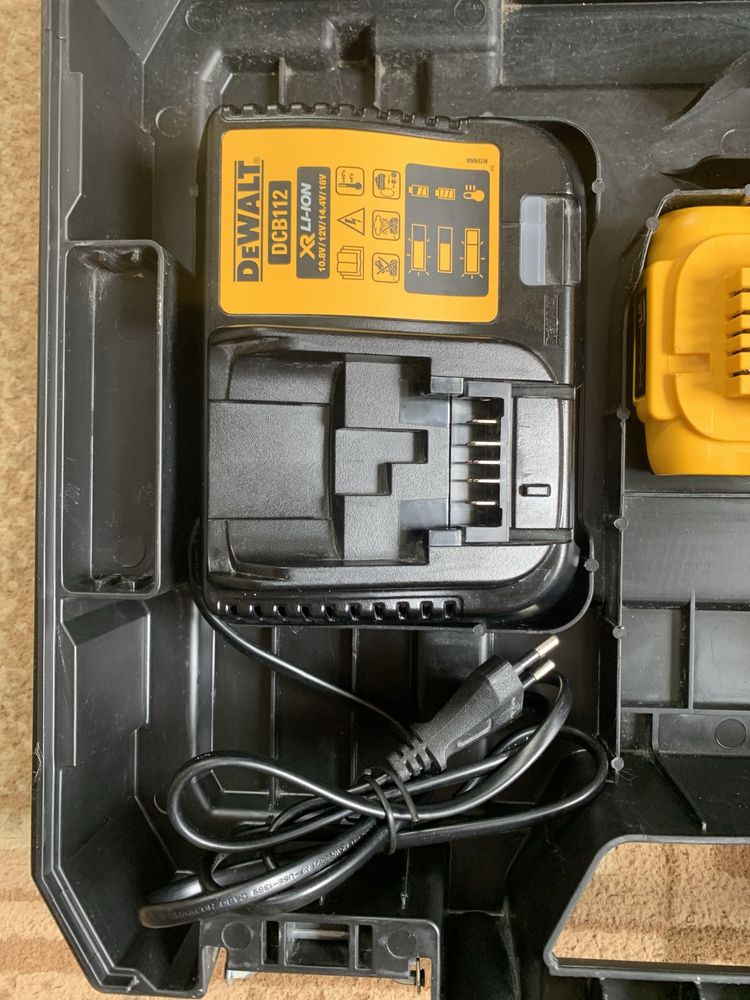 Шуруповерт DEWALT 708  18v