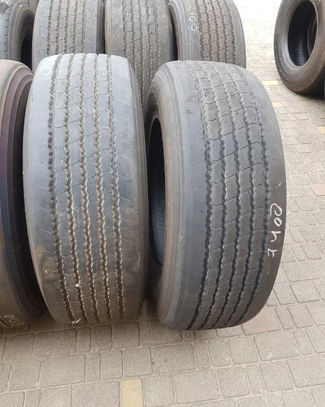 385/65 R22.5 Dayton D400T, 385/65R22.5 Firestone FT522