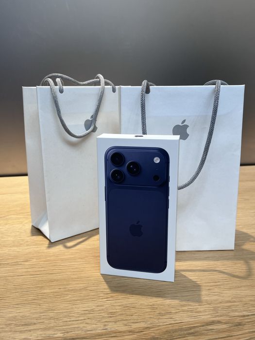Iphone 17 pro blue 256gb(при зустрічі у Львові)