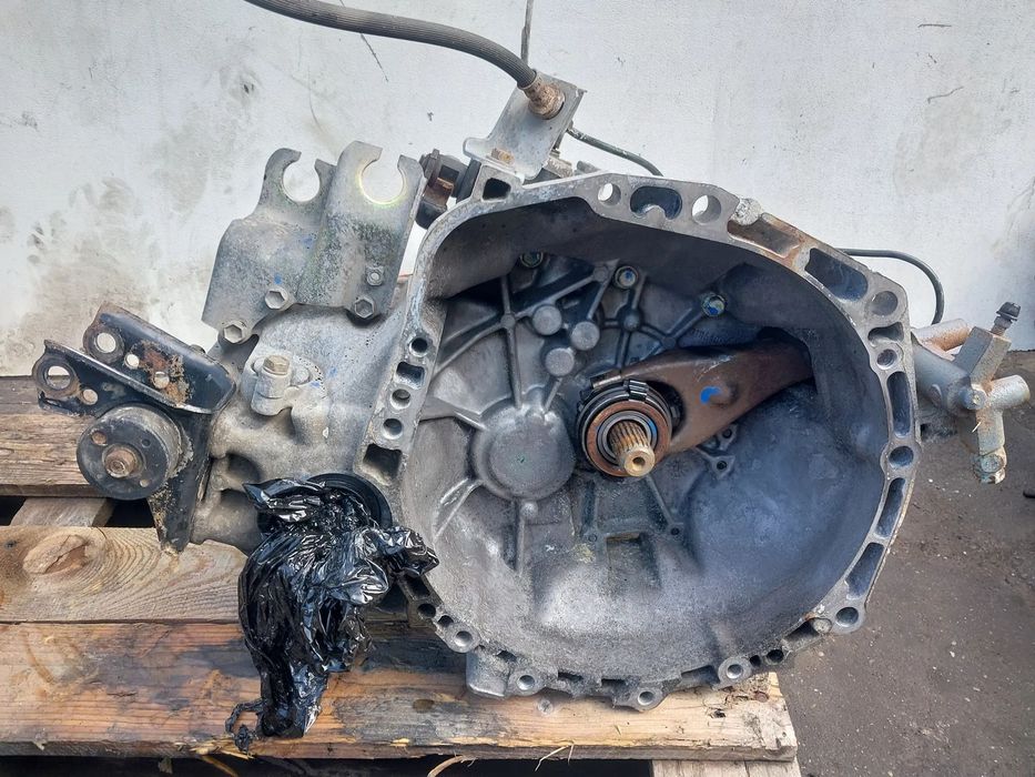 Skrzynia biegów Toyota Yaris 1 I 1.3 VVT 31115-0D02 Benzyna C154 KOMPLETNA GWARANCJA 130tys przebiegu