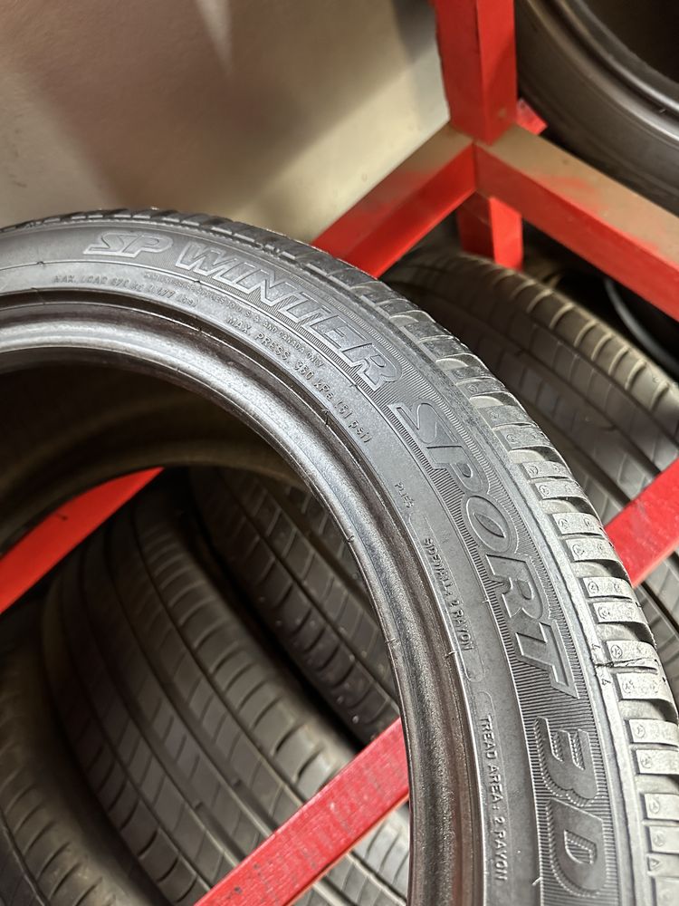 Opona 235/45/17 Dunlop SP Winter Sport 3D pojedyncza jedynka zima