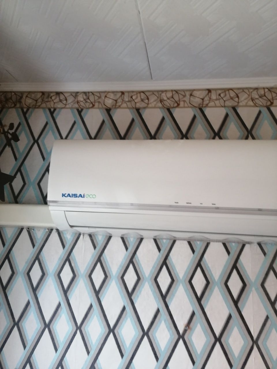 Sprzedam klimatyzację widoczną na zdjęciu
