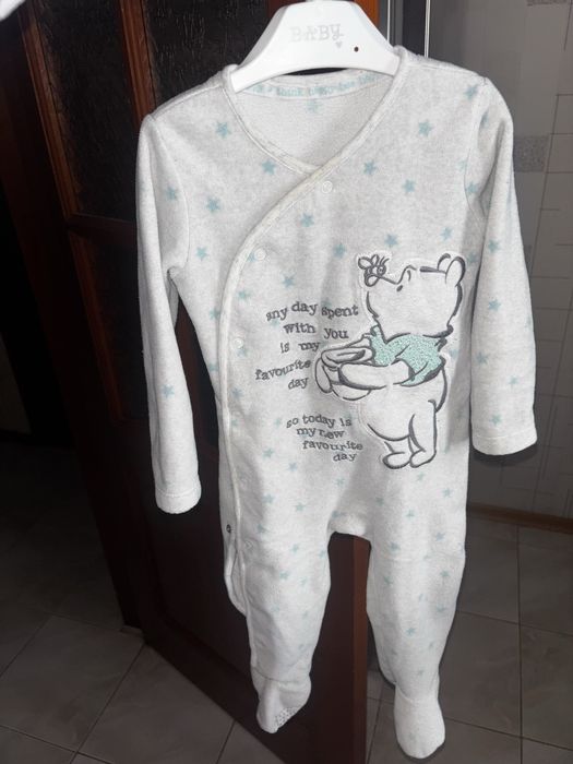 Теплі флісові дитячі чоловічки на 9-12м.за….