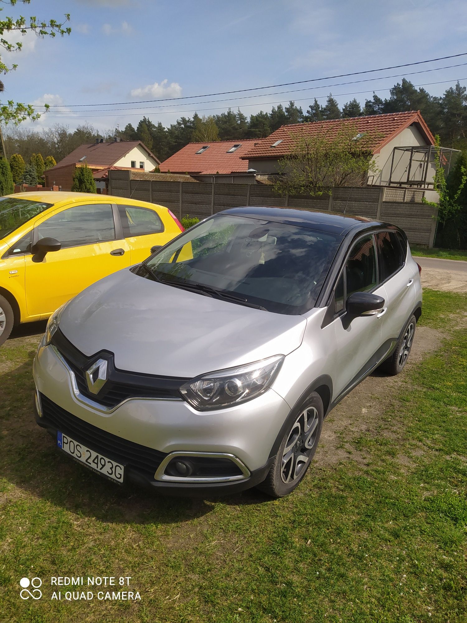 Sprzedam Renault Captur rocznik 2016.silnik 1,5 dCi kolor srebrny