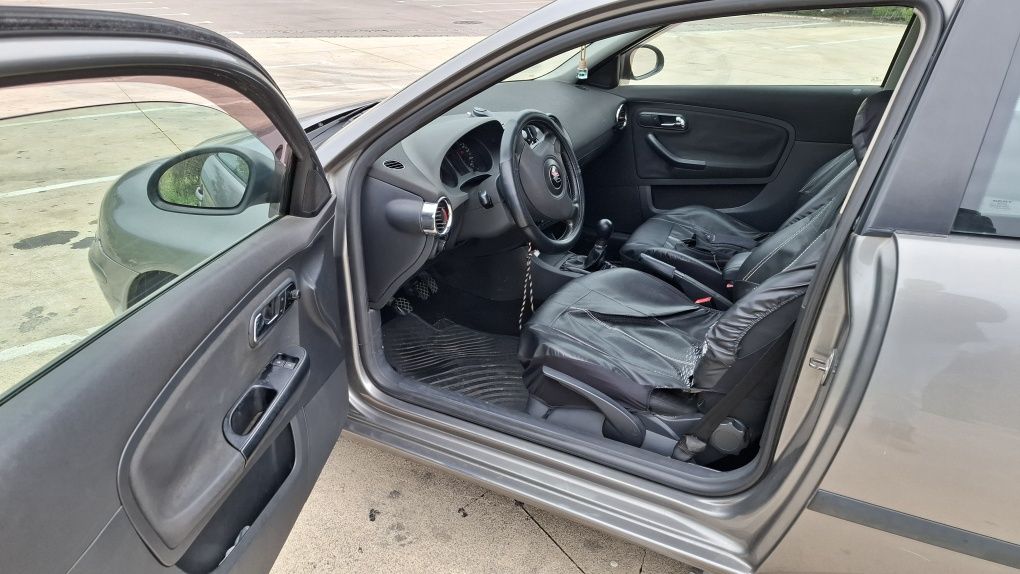 Seat Ibiza 1.9 TDI 130CV 2004(comercial)