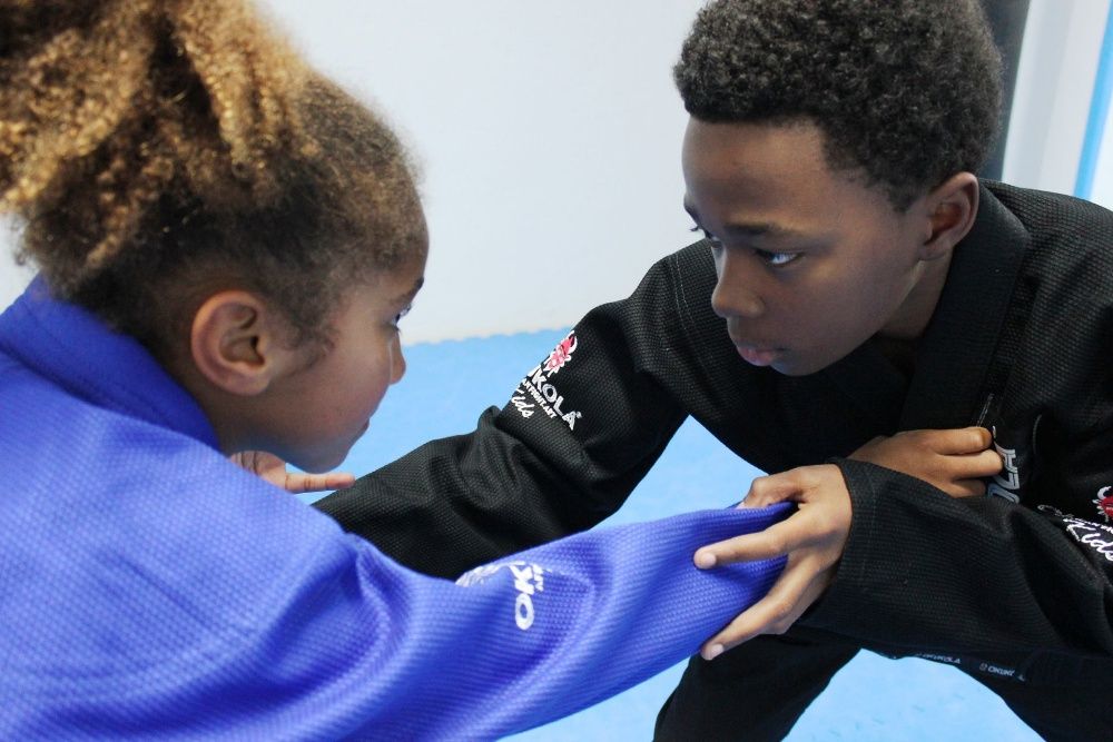 Kimonos COMPETIÇÃO PRO Criança Jiujitsu