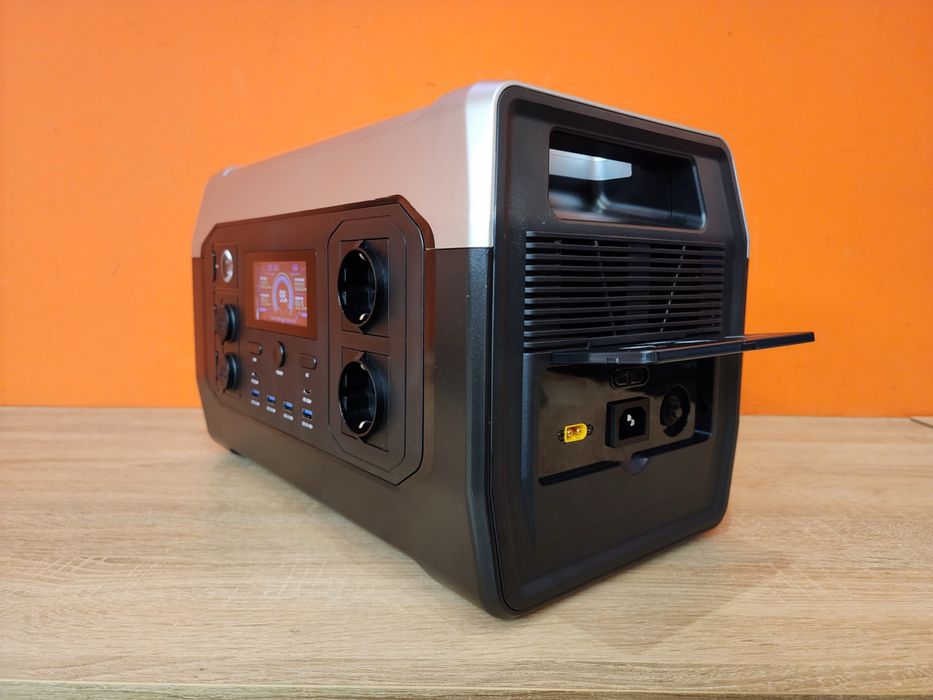 Зарядна станція XPower 1800 Вт 1024 вт/год зарядная станция  павер бан