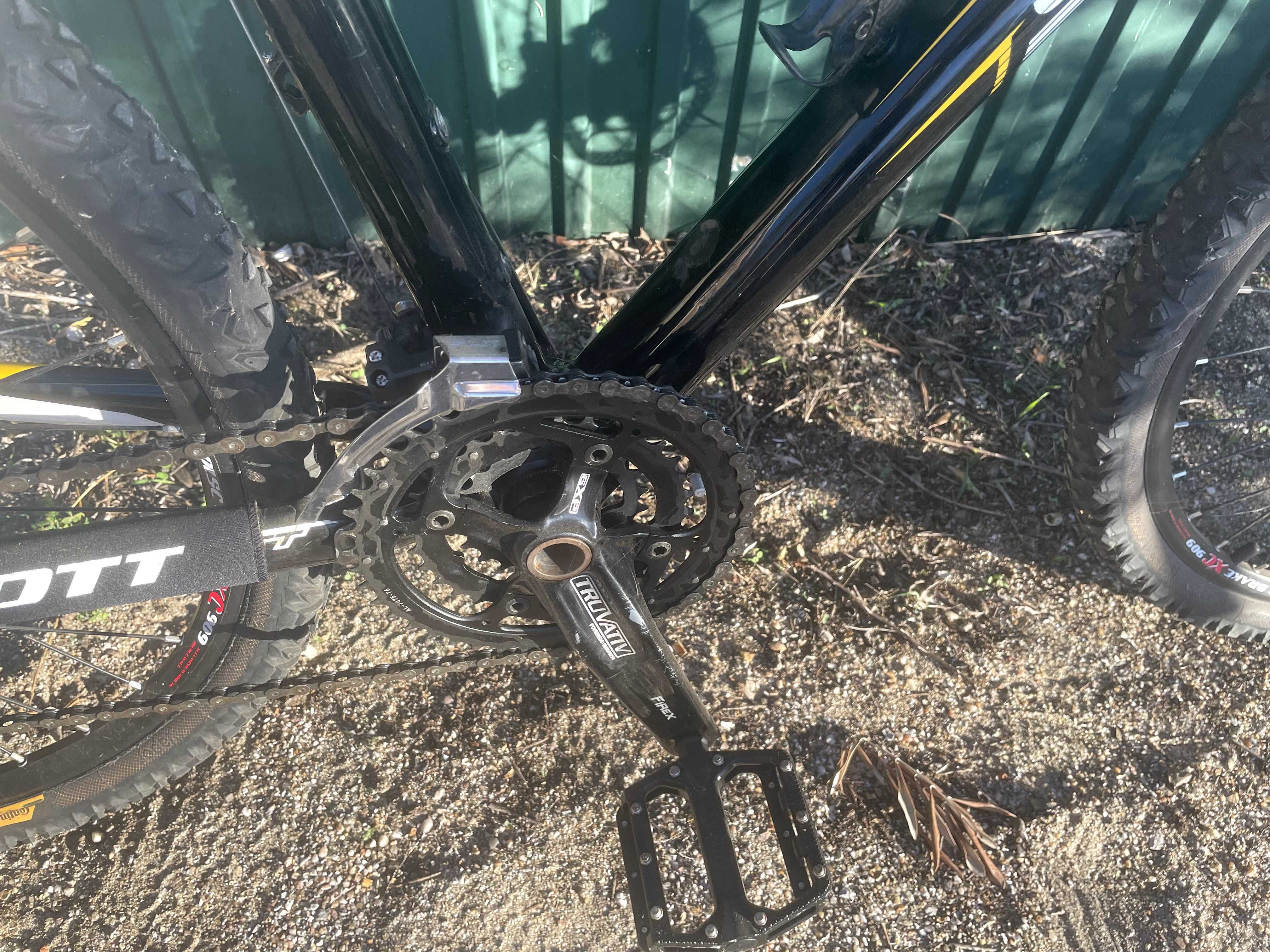 Bicicleta SCOTT SCALE Full carbono