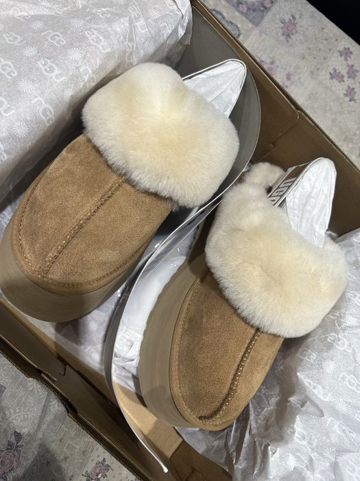 Pantufas ugg com pelinho