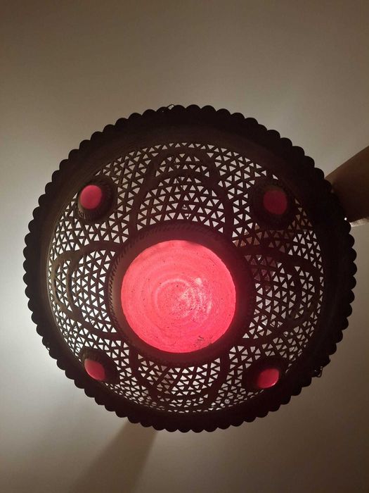 Iluminária de teto de metal e vidro, estilo Marroquino / Boho Chic