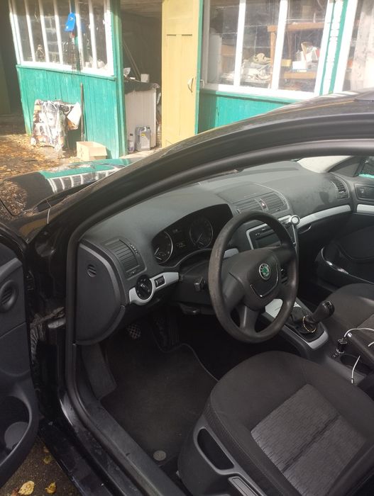 Шкода октавія А5 1.4 бензин механічна КПП -  6