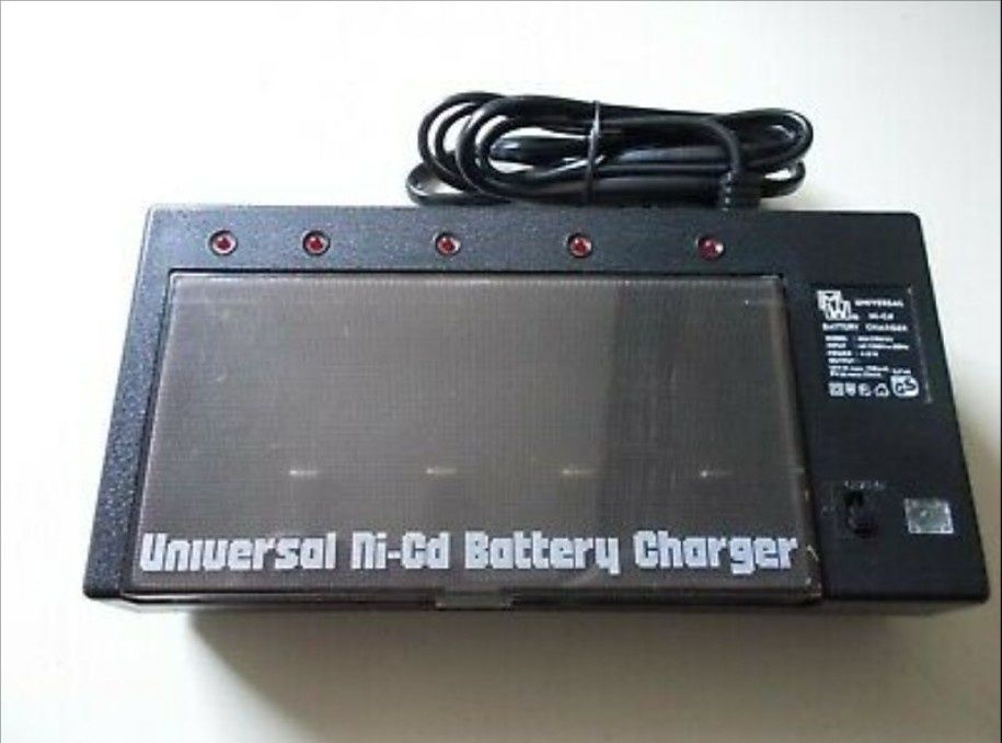 Универсальное зарядное устройство для Ni-Cd аккумуляторов