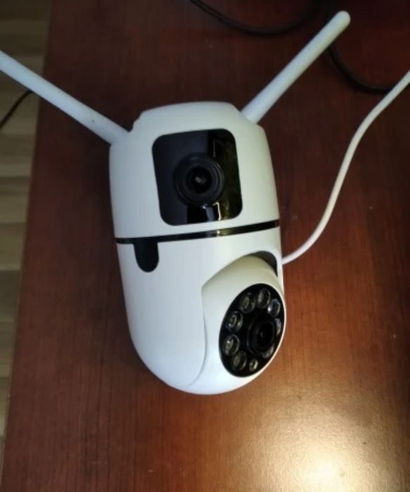 Камера 8мп Wifi PTZ 2 об'єктива 2 картинки відеонагляд