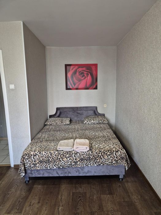 Квартира подобово центр госпіталь КСМ,ЗНУ ангіолайф