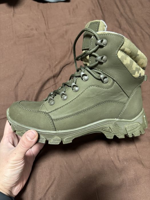 Продам берці жіночі 24 см устілка