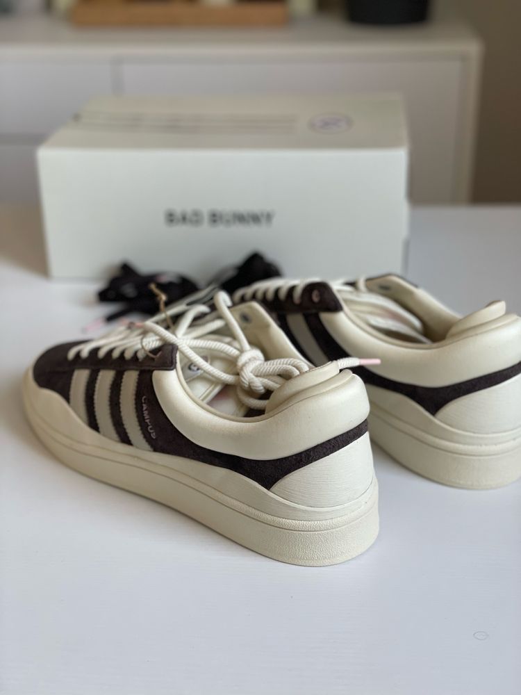 Adidas Cumpus Bad Bunny оригінал