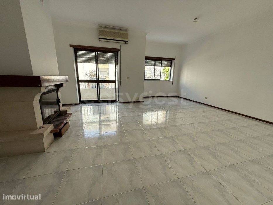 Apartamento T3 com ótimas áreas em Castelo Branco