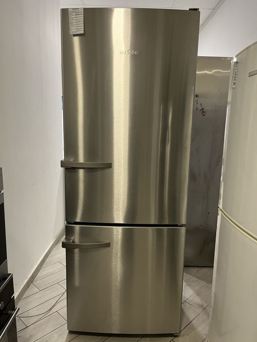 Холодильник Miele 190*70 привезений з ЄС