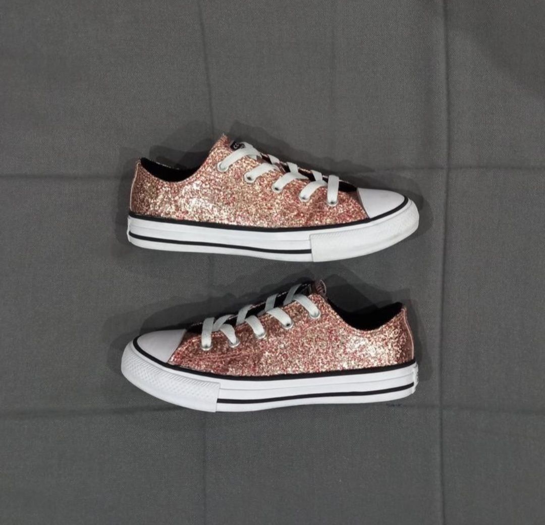 Кеди на дівчинку з блискітками Converse