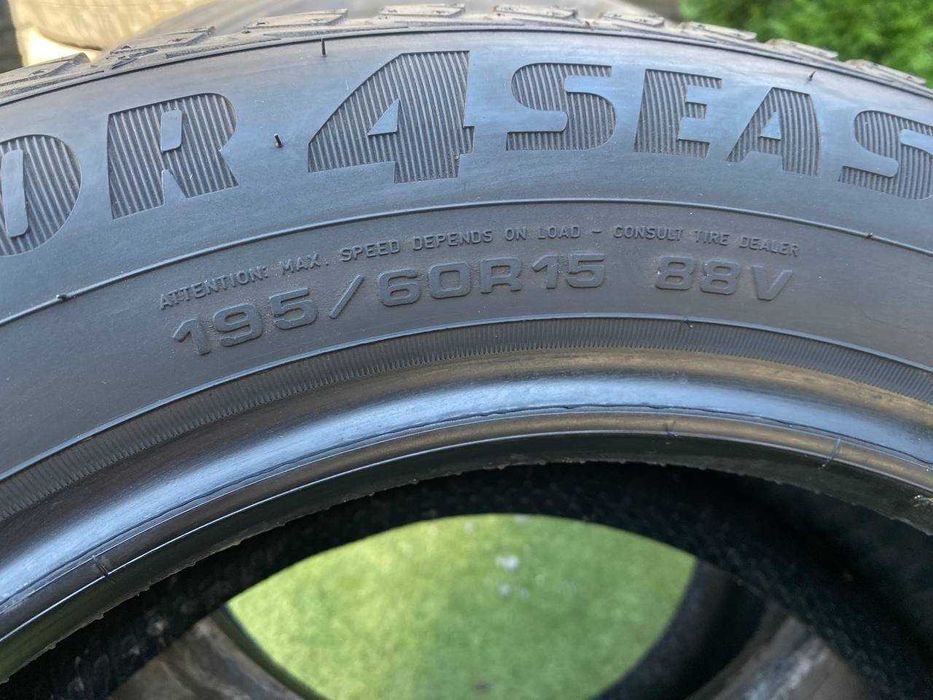 Шини зимові 195 60 15 Goodyear