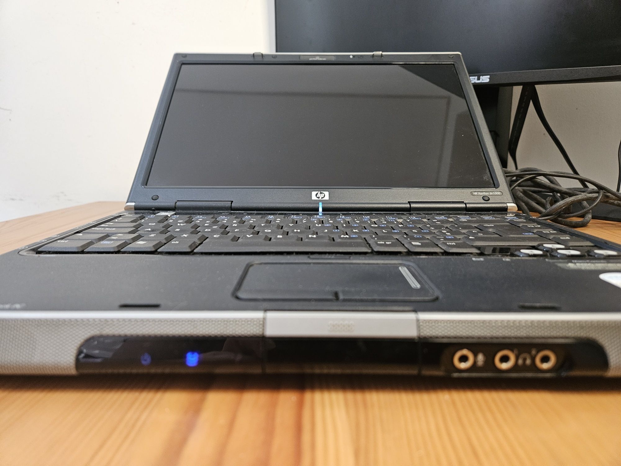 Computador portátil HP Pavilion dv1000 - sem bateria