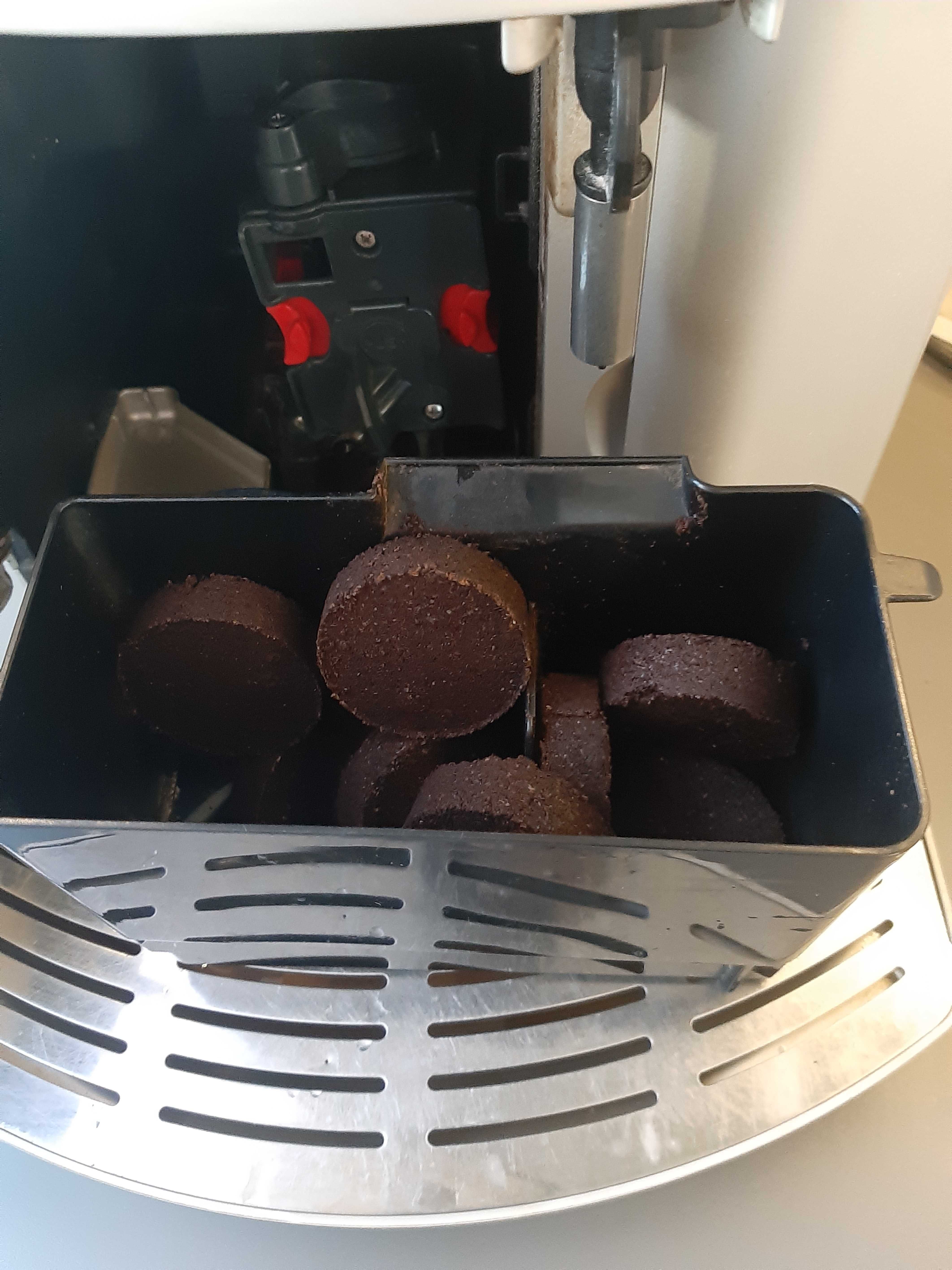 Ekspres DeLonghi Magnifica Automatic Cappuccino EASM3500s Polskie menu