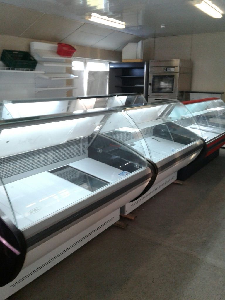 Продам вітрини холодильні вітрина витрины холодильные морозильні