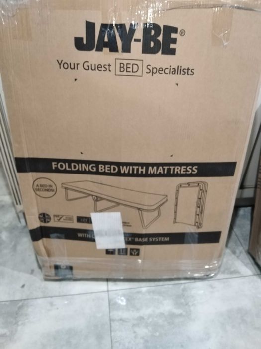 Łóżko polowe z materacem JAY-BE