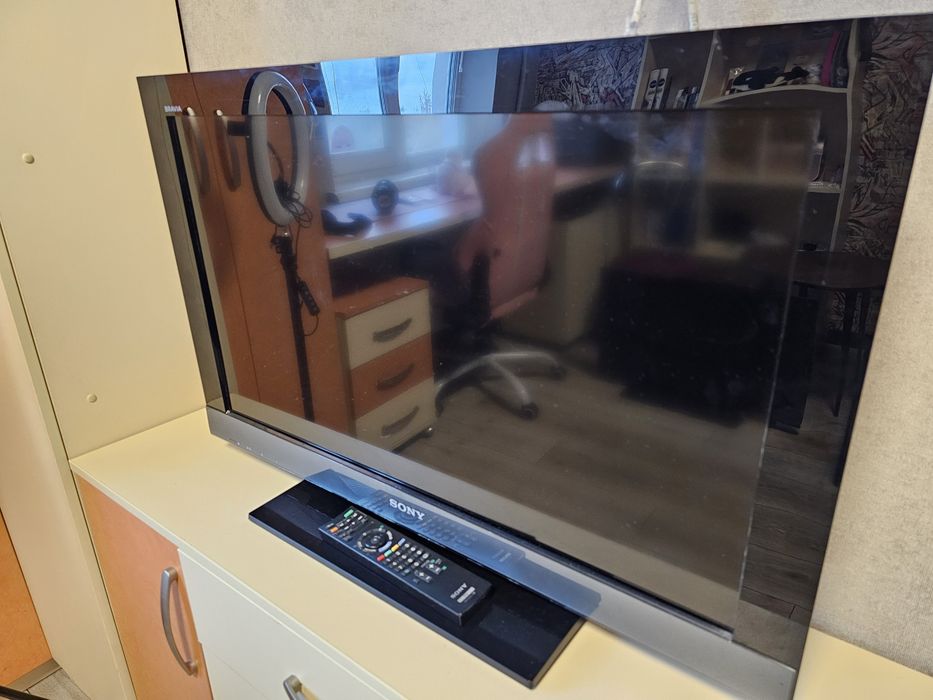Продам телевизор SONY 32" 82 см