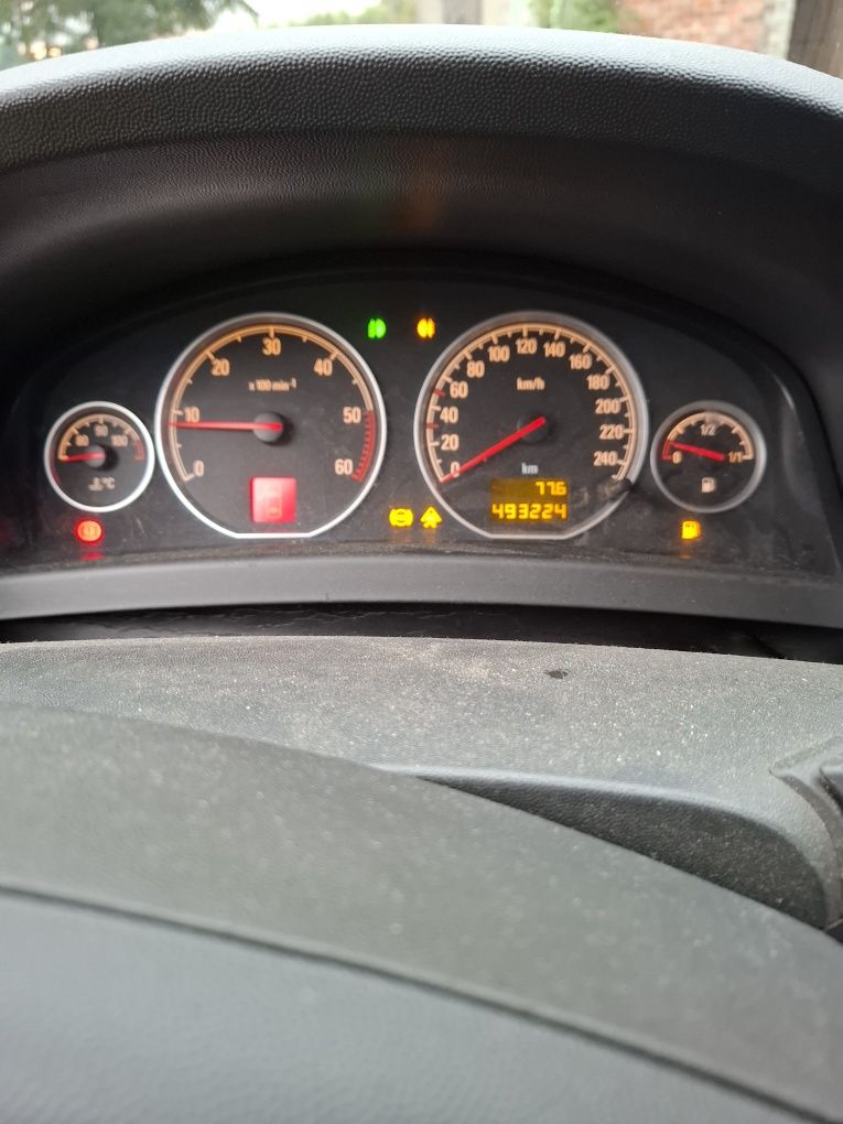 Vectra 1.9 CDTI 150 koni