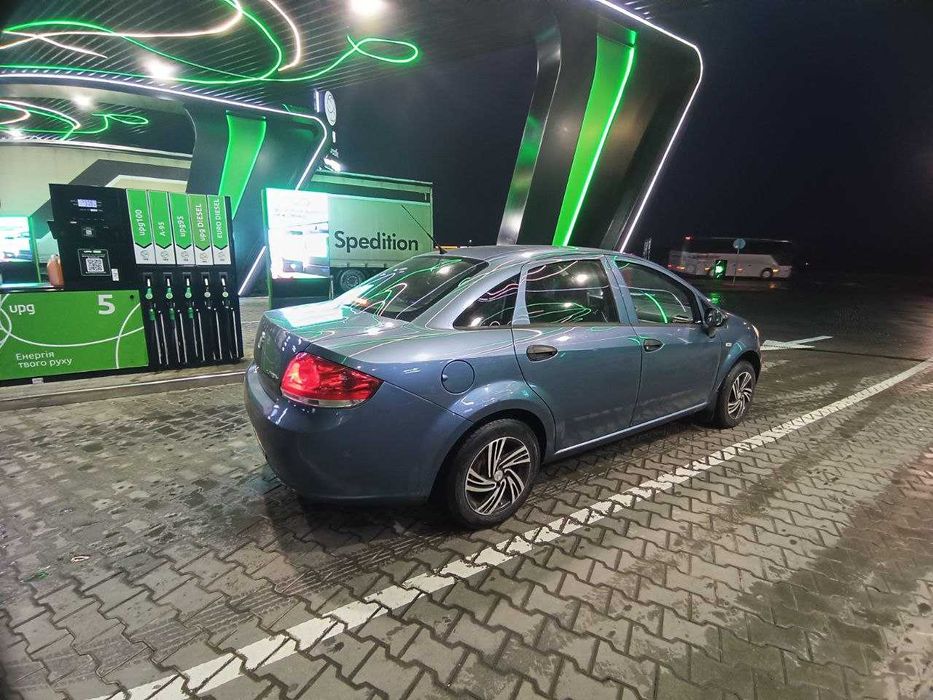 Продам Fiat Linea