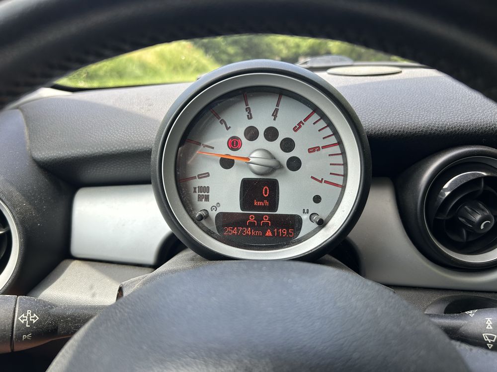 Mini Cooper R56 2008 r.
