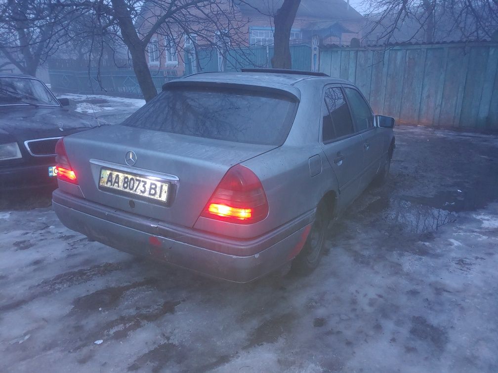 Продам-обмен Mercedes-Benz W202 C200