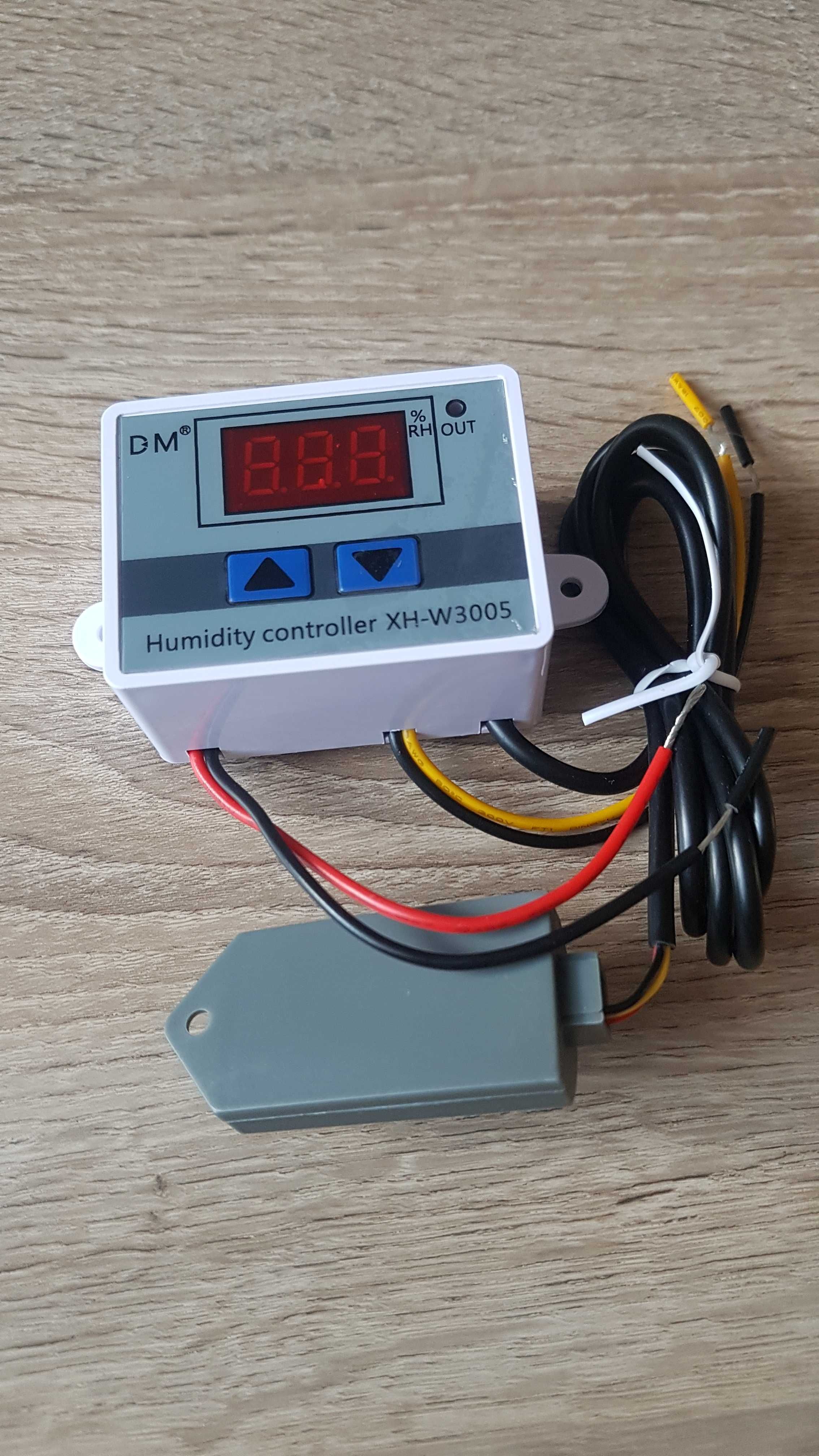 Regulator wilgotności 230v Nowy