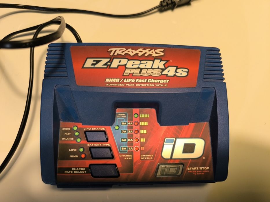 Traxxas ładowarka 2-4s