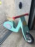 Bicicleta de madeira