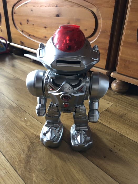 Продам музыкального робота