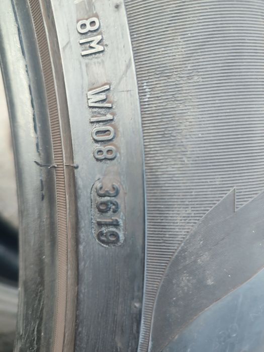 Dwie opony Pirelli Scorpion Winter 275/45/21 107V