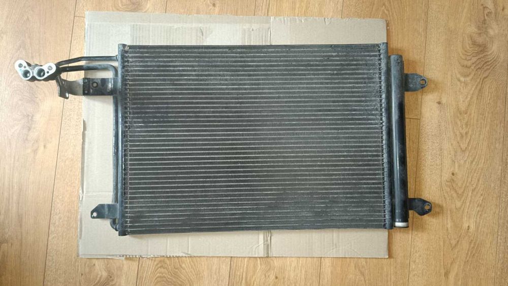 Радиатор кондиционера 1K0820411 VAG